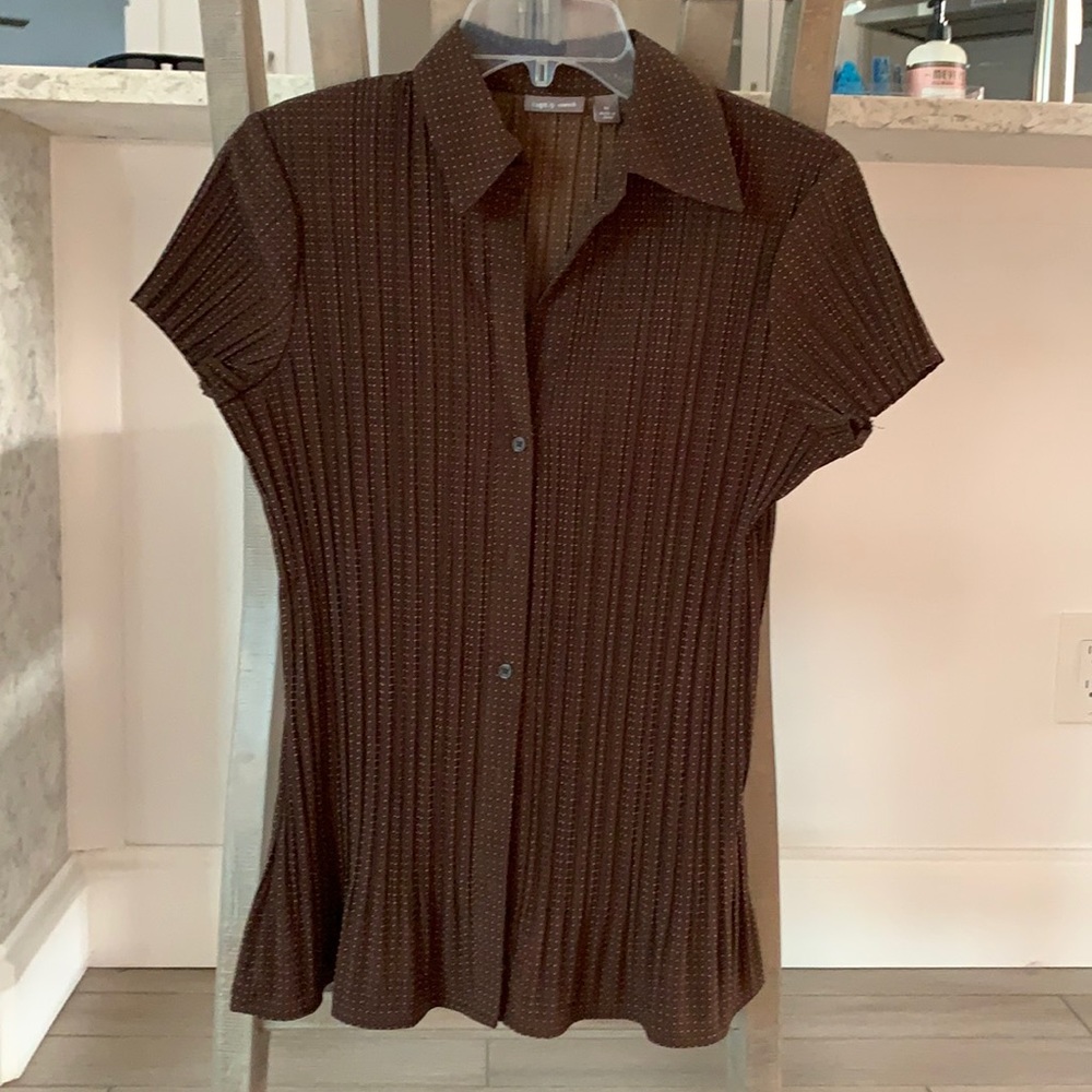 No tags but BRAND NEW- never worn, size M